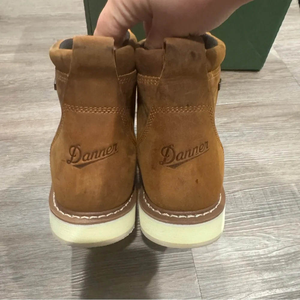 Danner Cedar River 6” Brown Suede Leather Lace Up Boots 14300